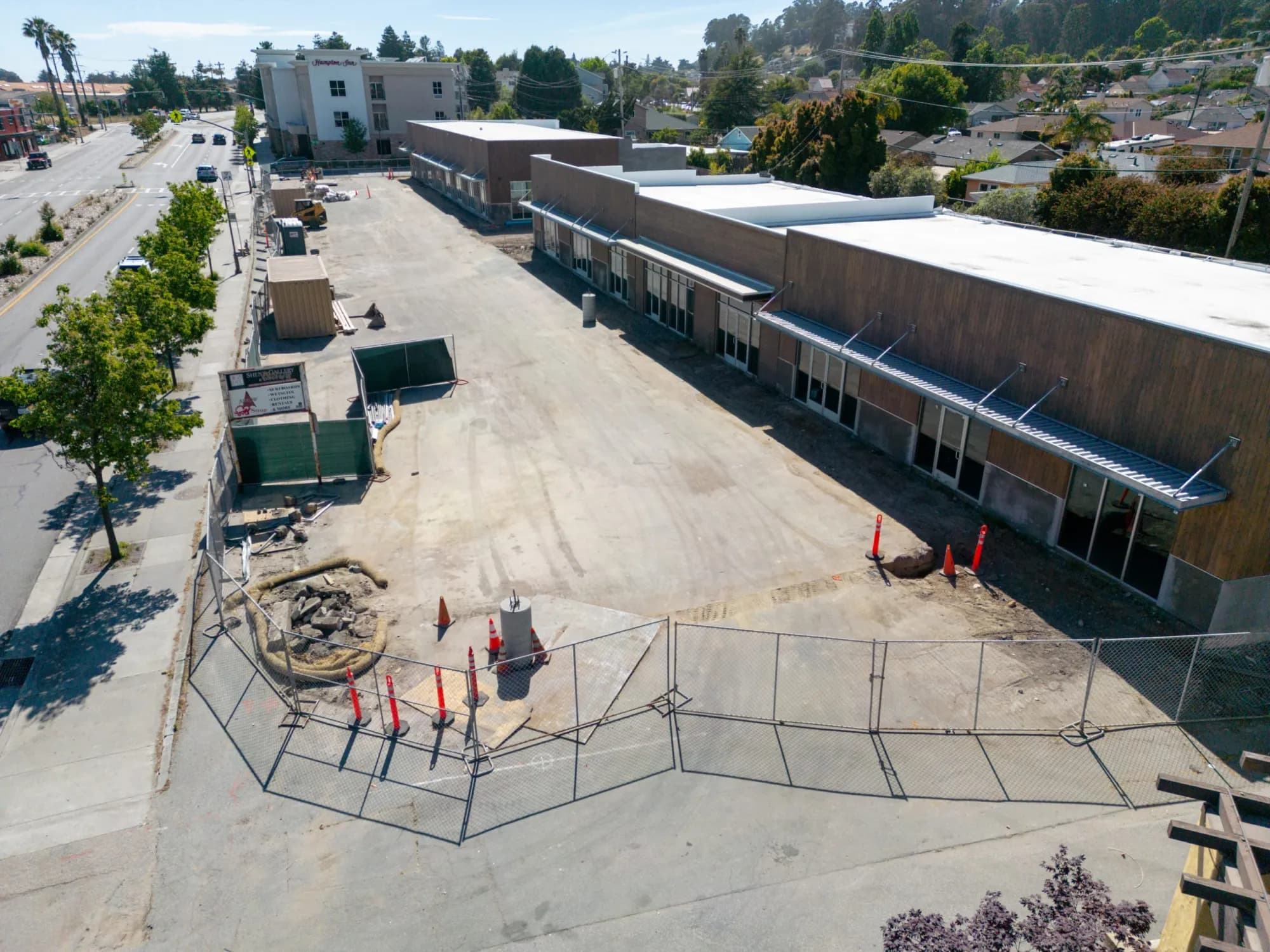 General Contractor for Shopping Center Construction in Dallas: Managing Phased Retail Delivery